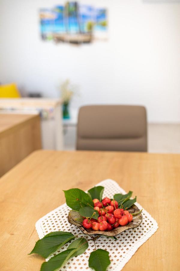 Apartman Ivona U Prizemlju 马林斯卡 外观 照片